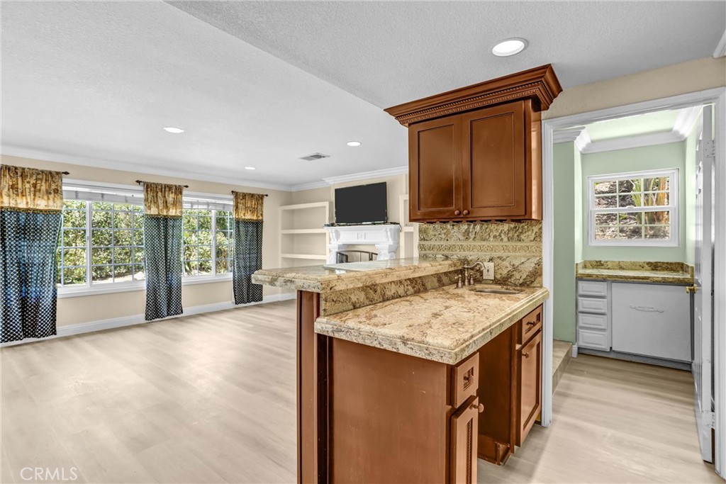 3931 E Lorencita Drive