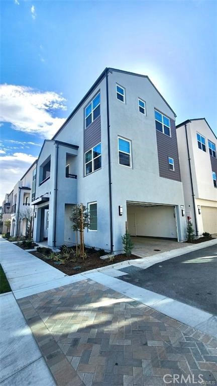 4422 S Bryan Paseo