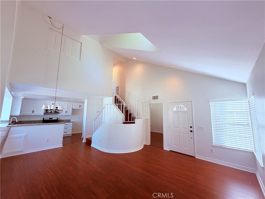 20751 E Crest