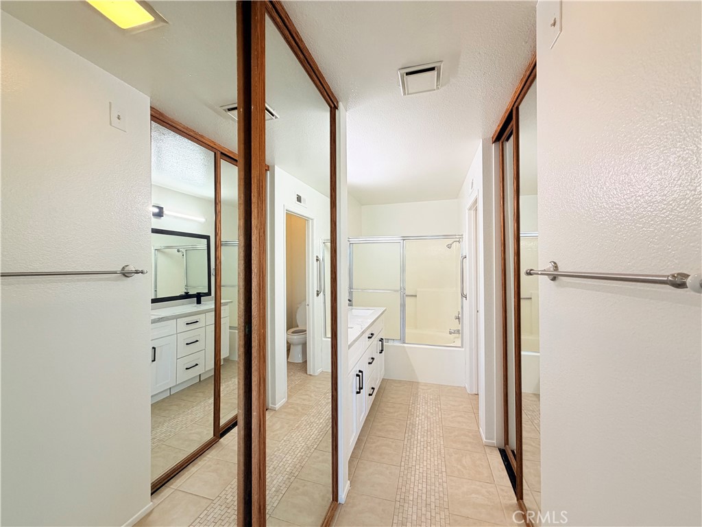 20751 E Crest