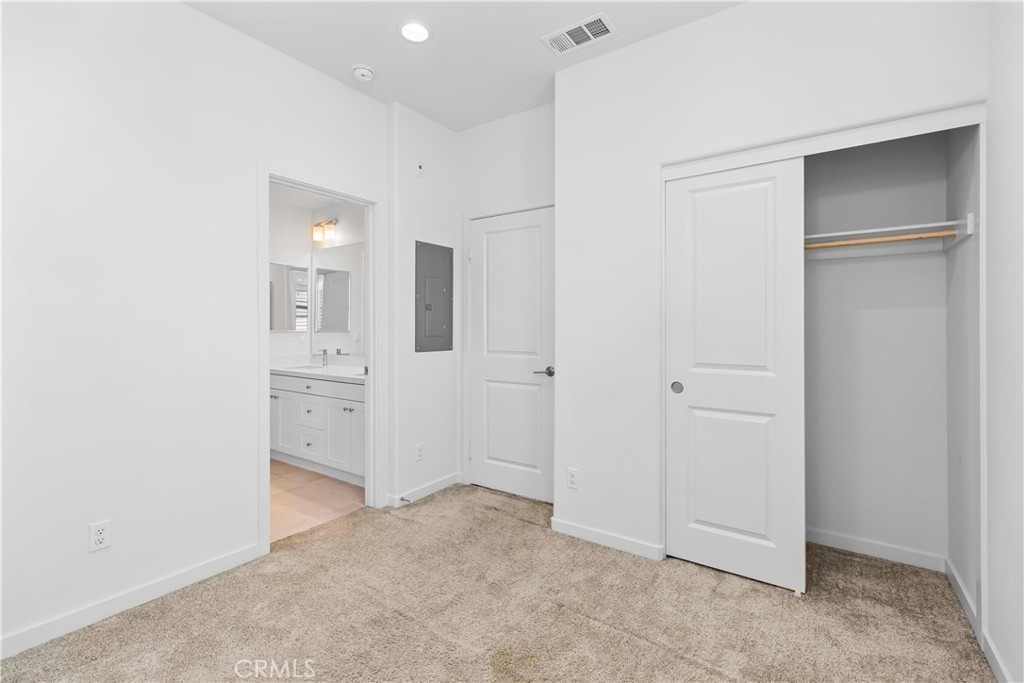 11052 Panoramic