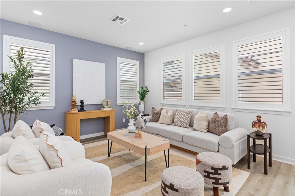 11052 Panoramic