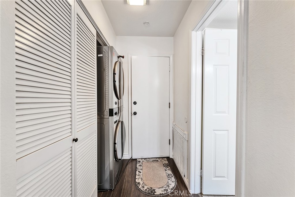 919 Bidwell