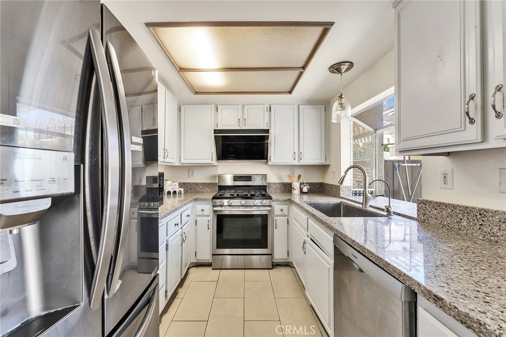 919 Bidwell