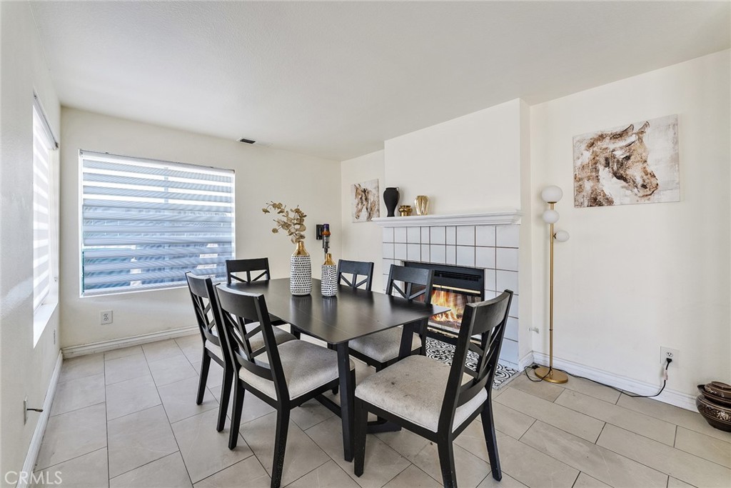 919 Bidwell