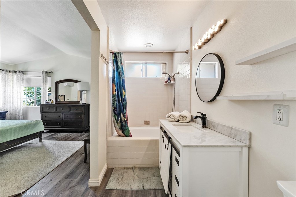 919 Bidwell