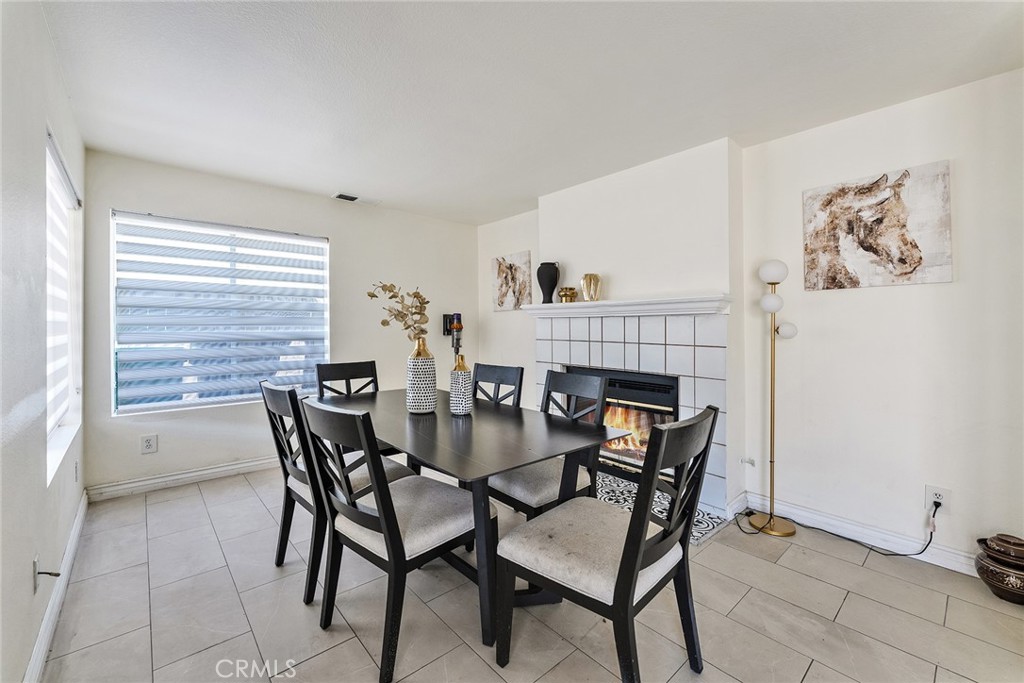 919 Bidwell