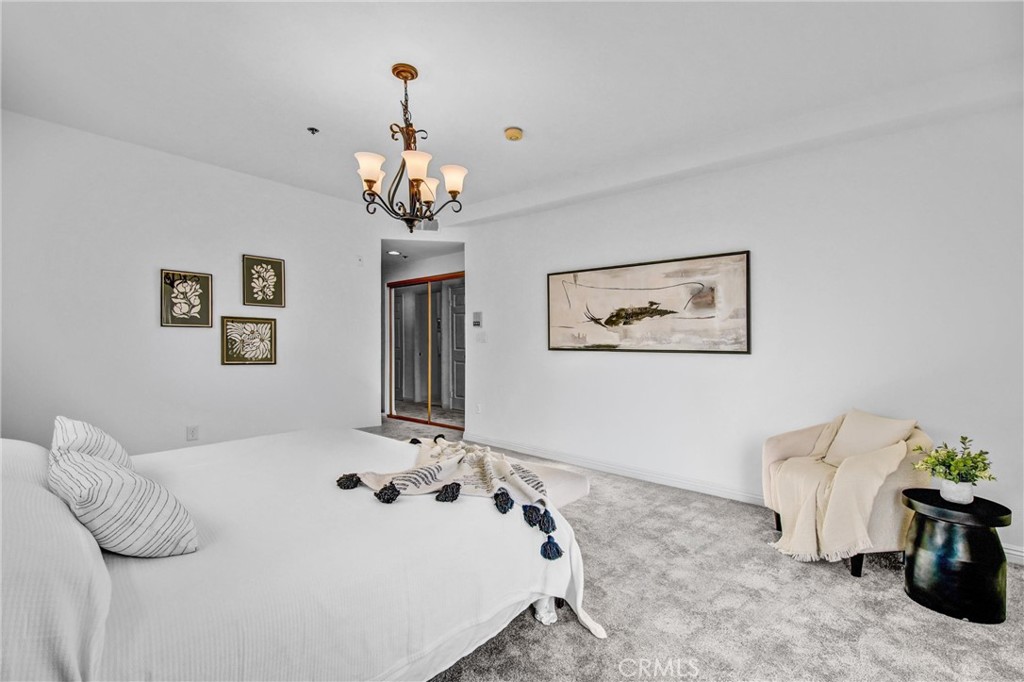 1921 Malcolm Avenue 201