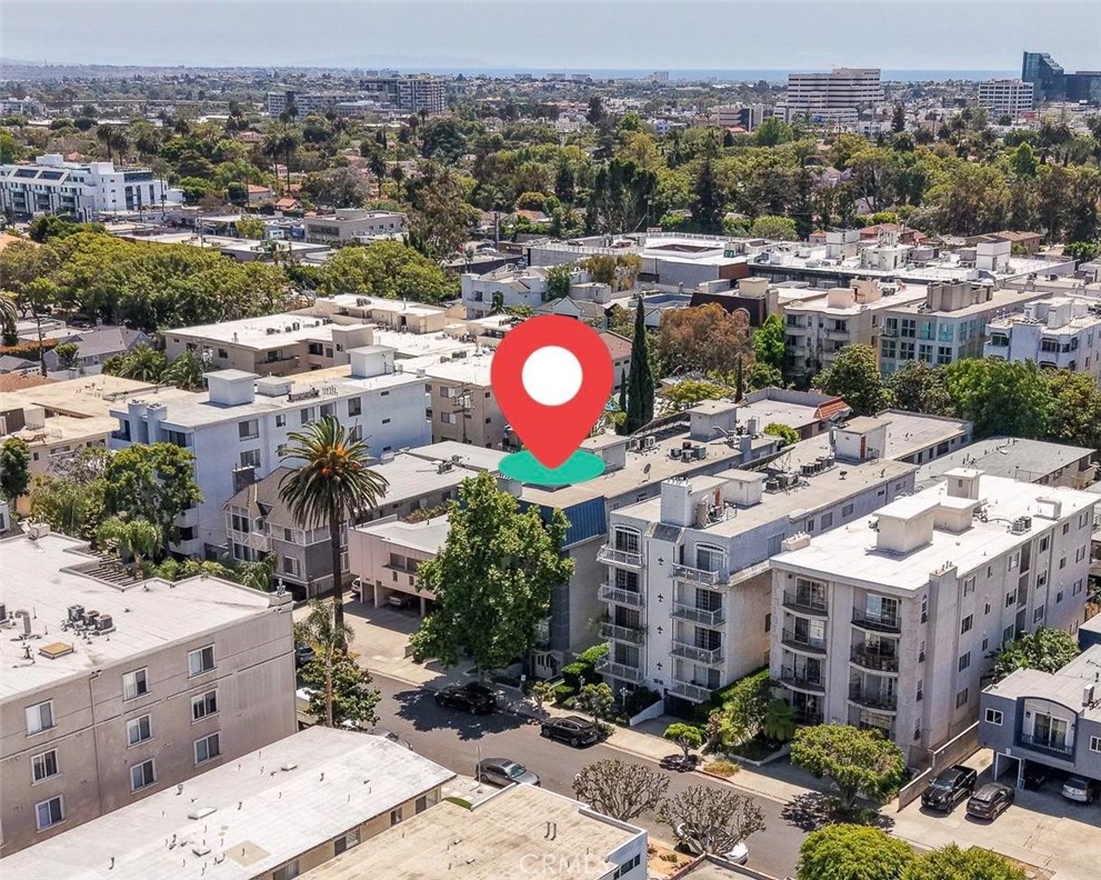 1921 Malcolm Avenue 201
