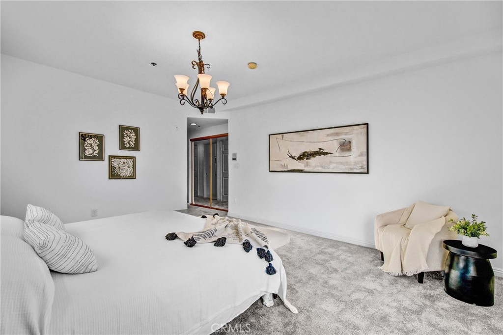 1921 Malcolm Avenue 201