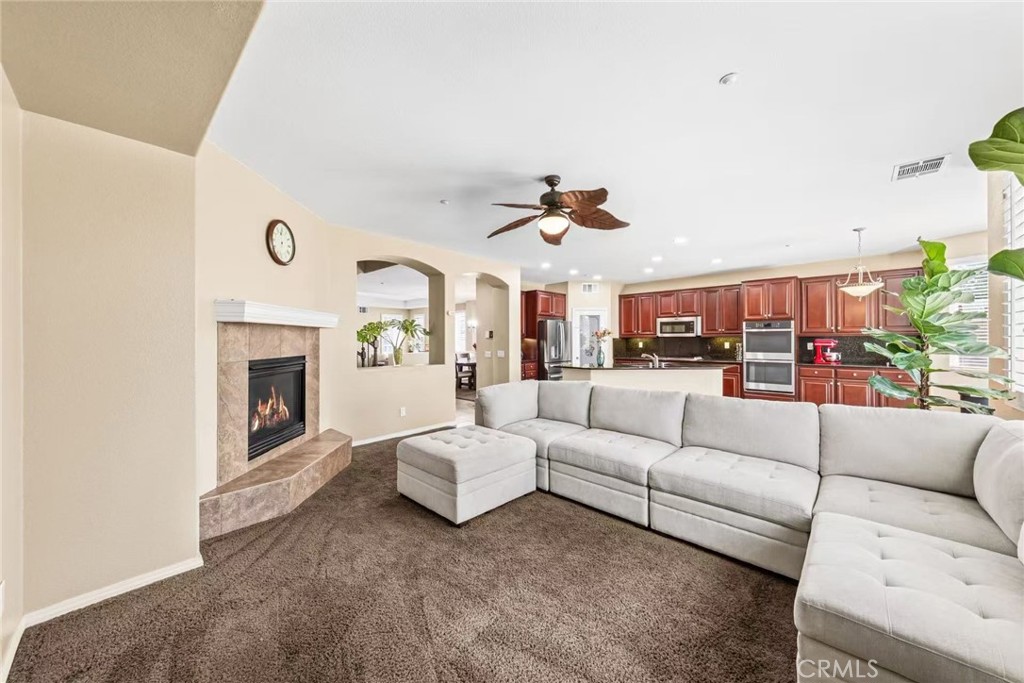 16425 Basswood