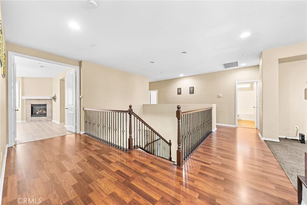 16425 Basswood