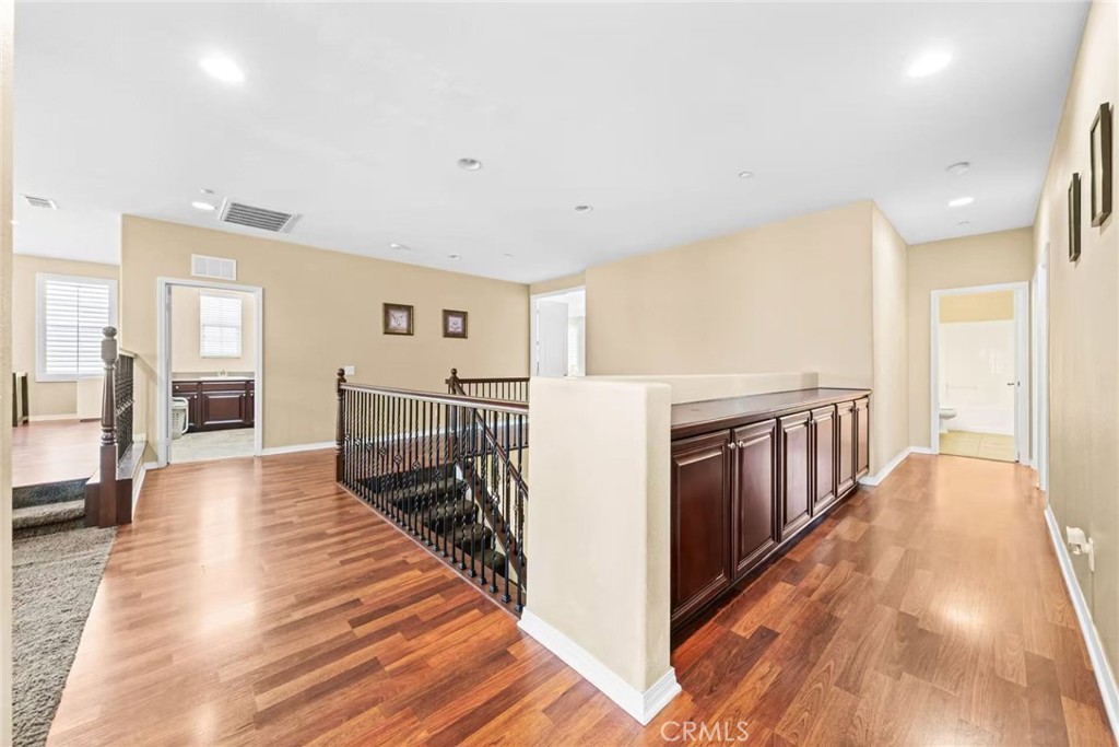 16425 Basswood