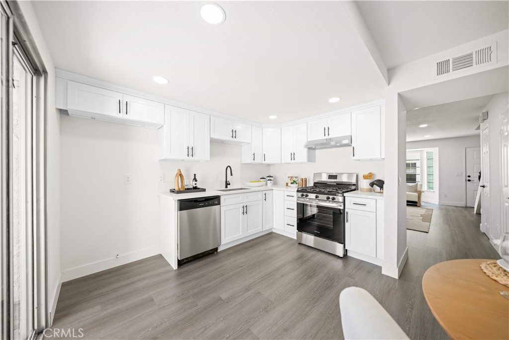 5640 Riverside Drive 32