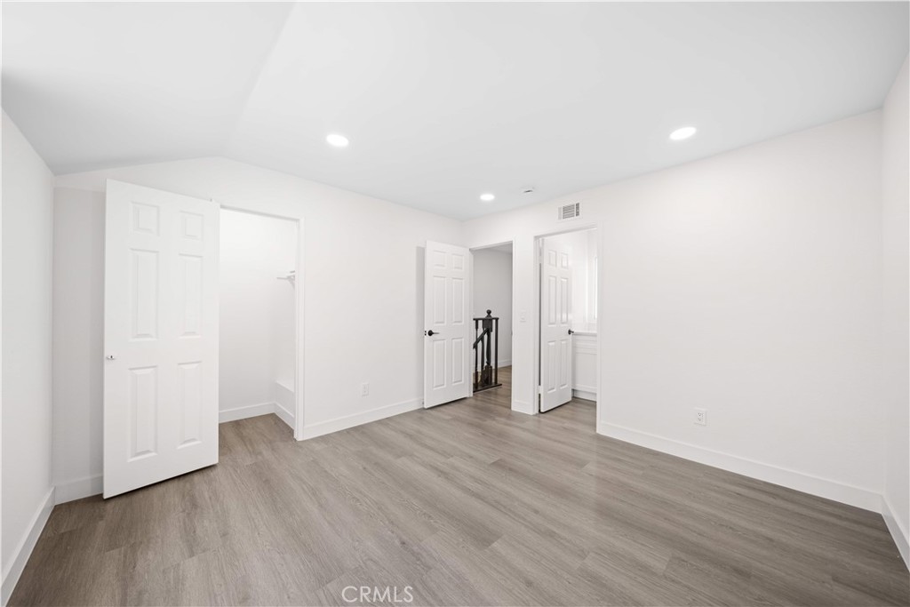 5640 Riverside Drive 32