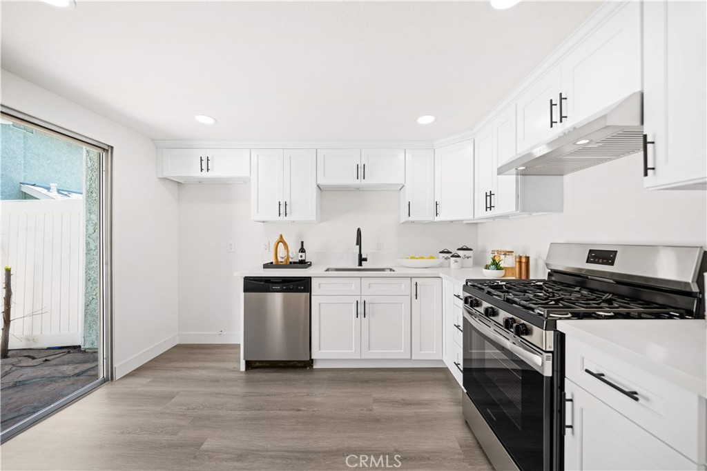 5640 Riverside Drive 32