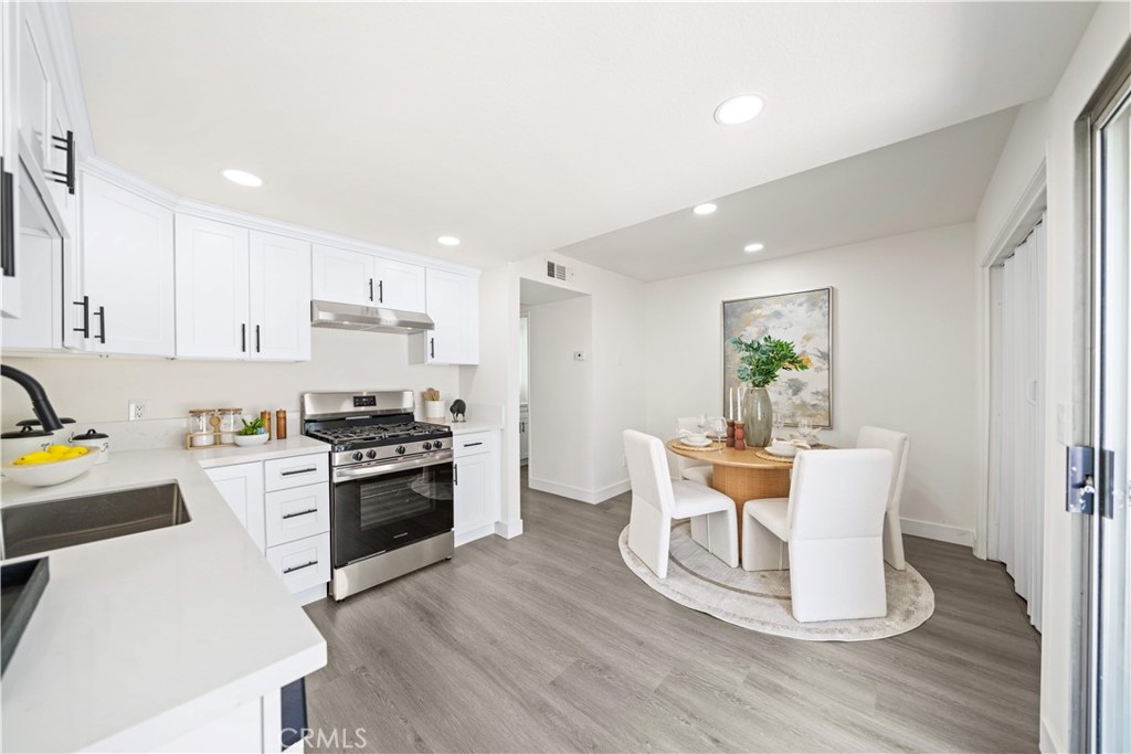 5640 Riverside Drive 32