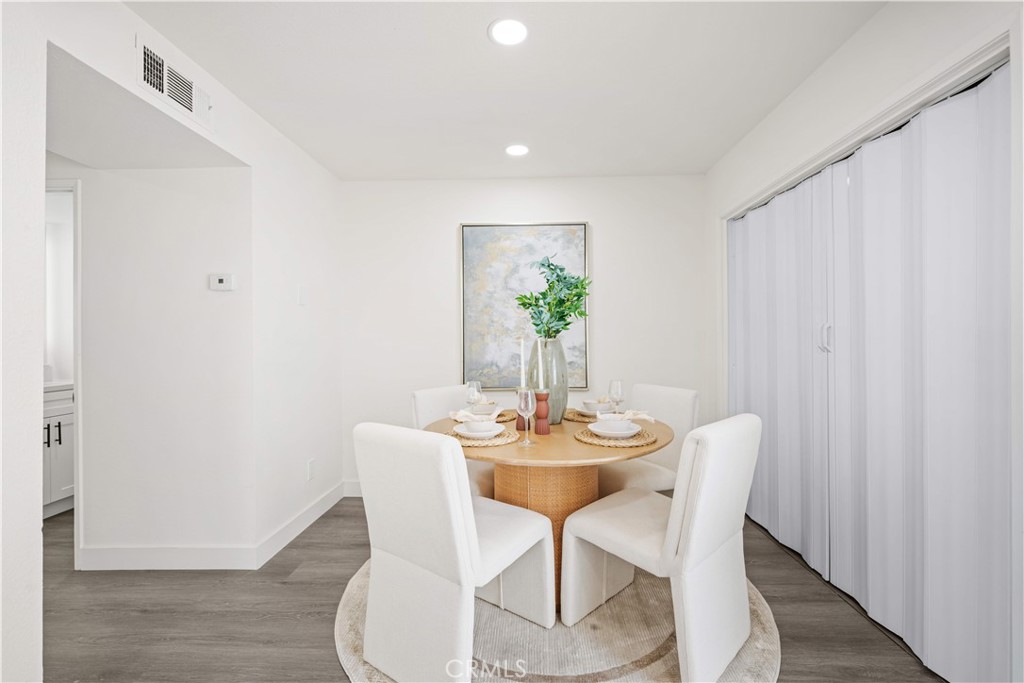 5640 Riverside Drive 32