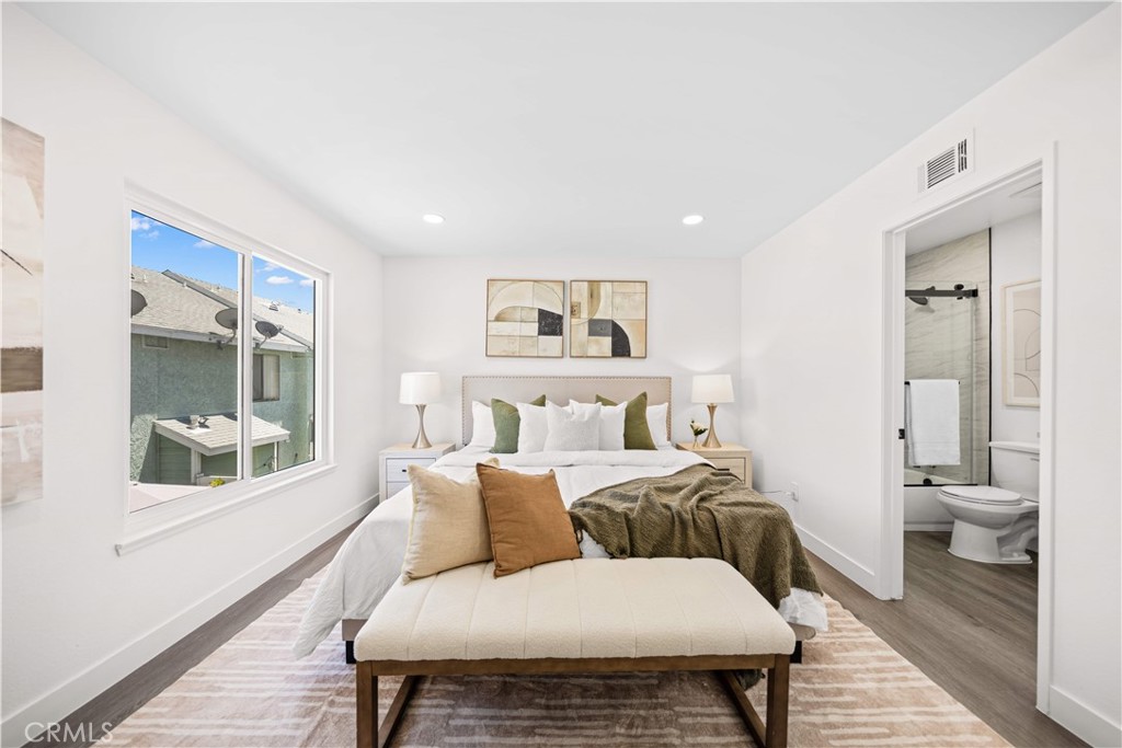 5640 Riverside Drive 32