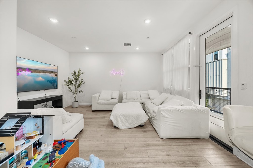 4096 E Luna Paseo 45