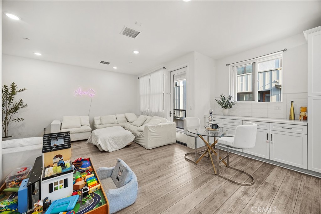 4096 E Luna Paseo 45