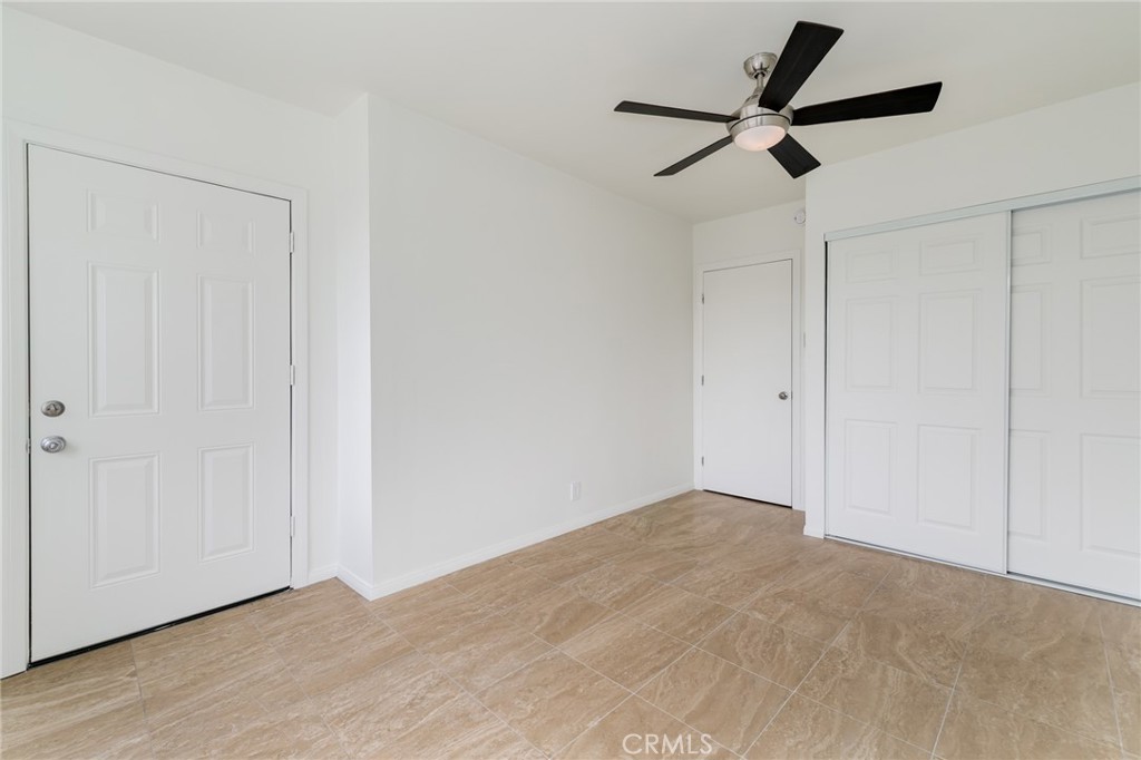 2128 Oak Crest