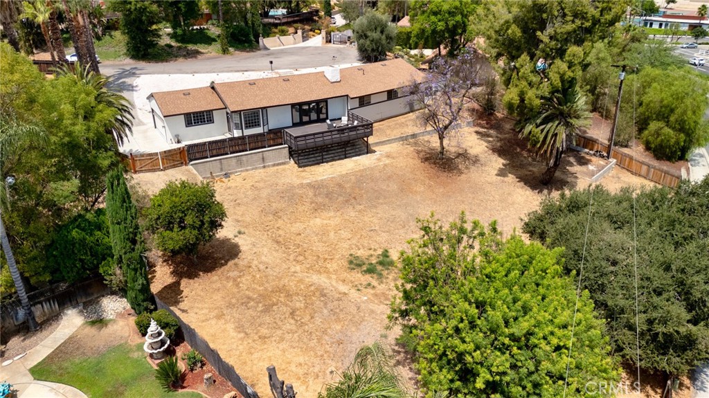 2128 Oak Crest