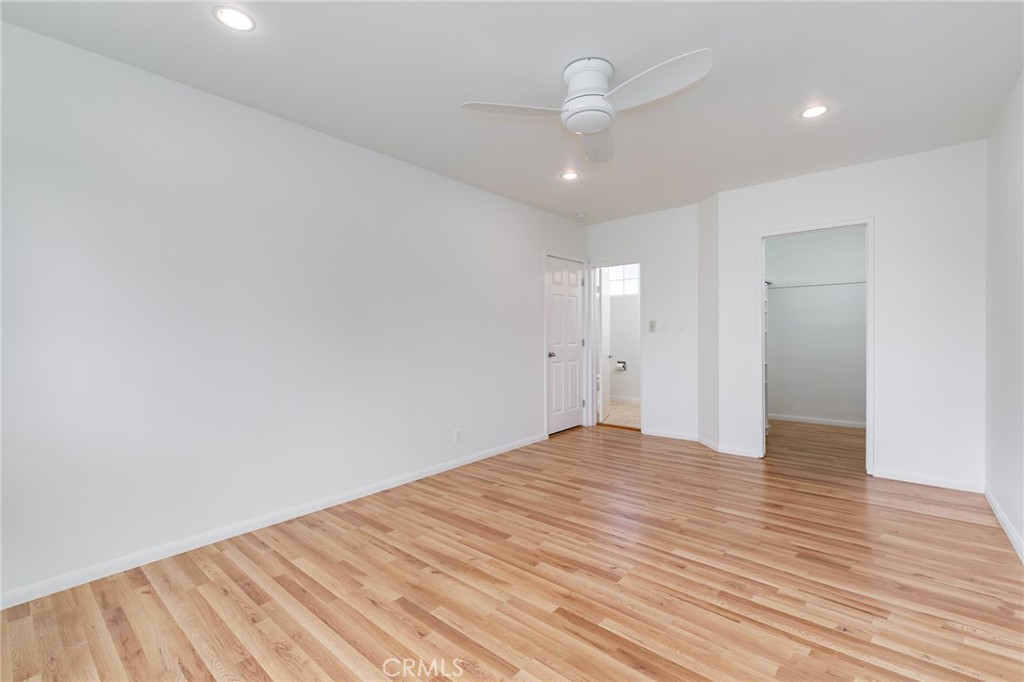 2128 Oak Crest