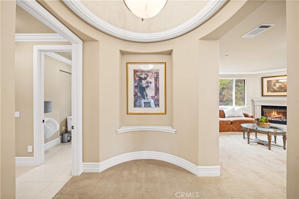 325 N Terrace View