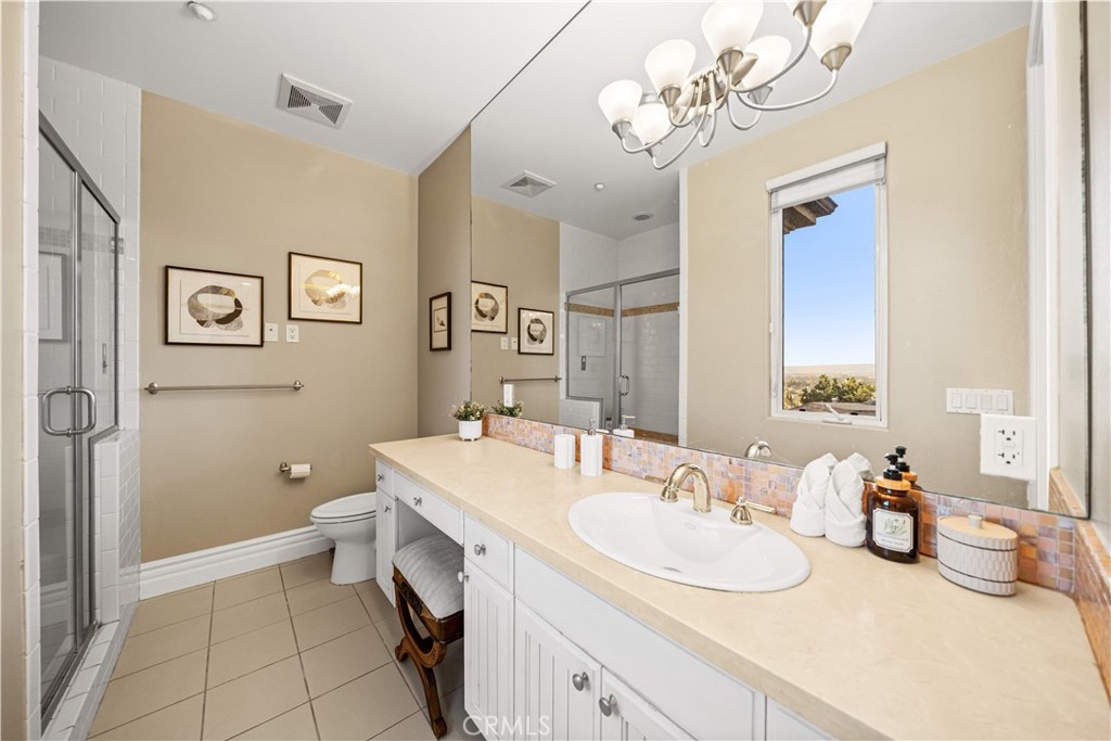 325 N Terrace View