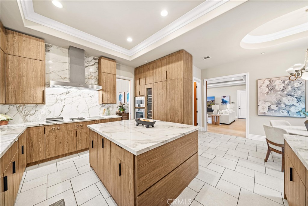 325 N Terrace View