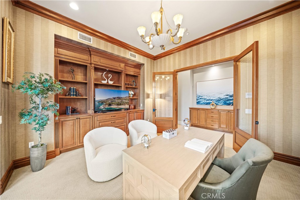 325 N Terrace View