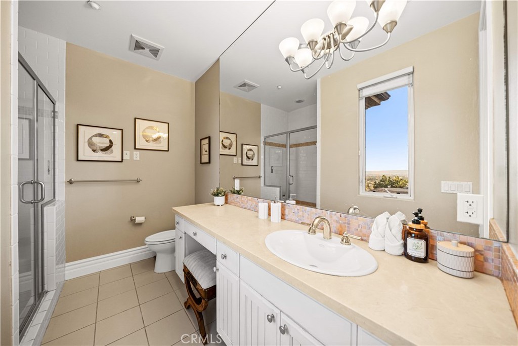 325 N Terrace View
