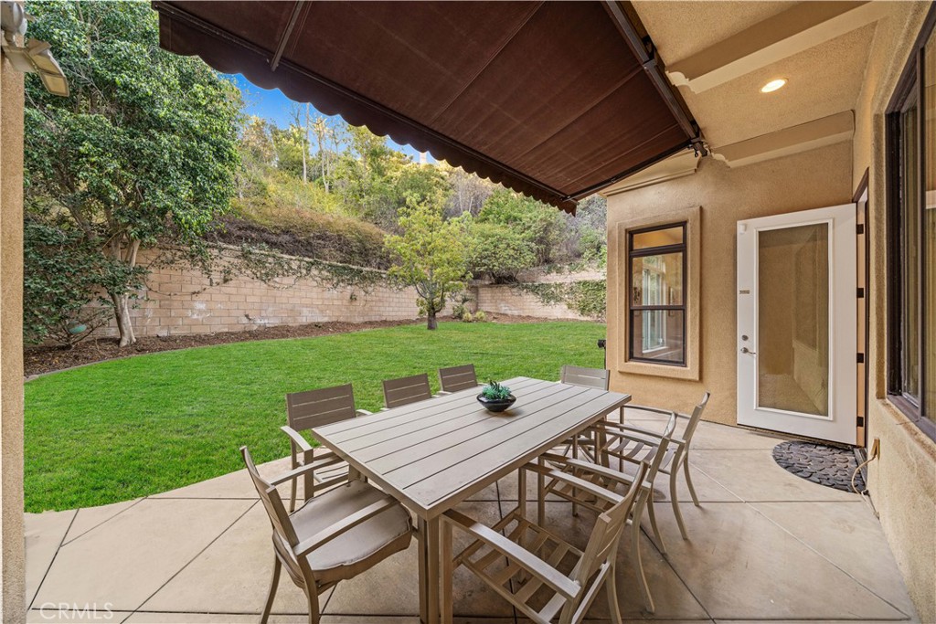 325 N Terrace View