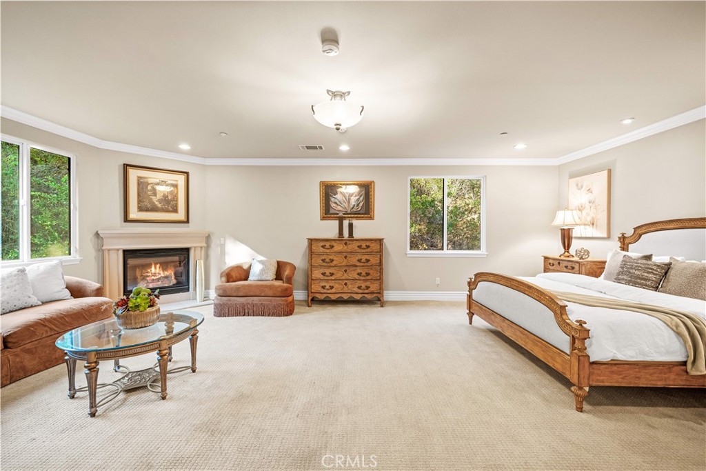 325 N Terrace View