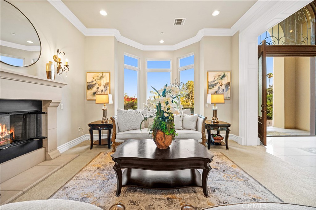 325 N Terrace View