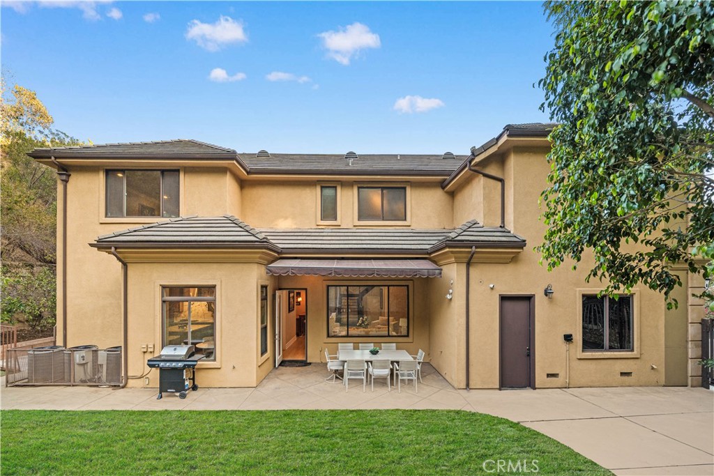 325 N Terrace View