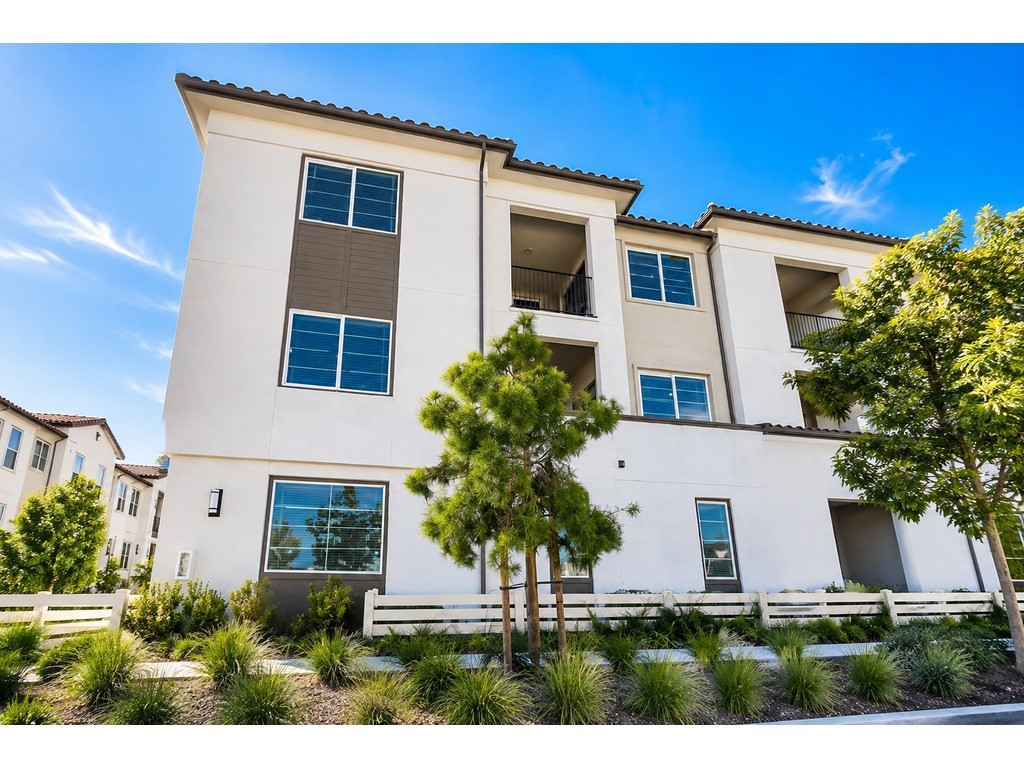 12925 Paradiso Drive 204