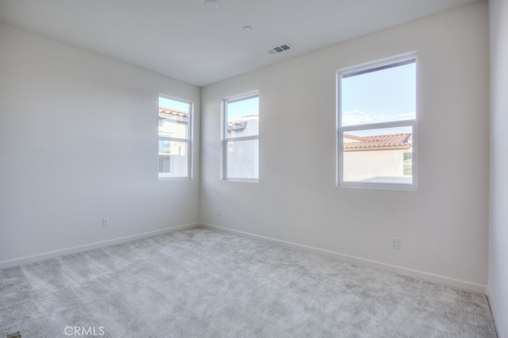 15812 Caterpillar Dr