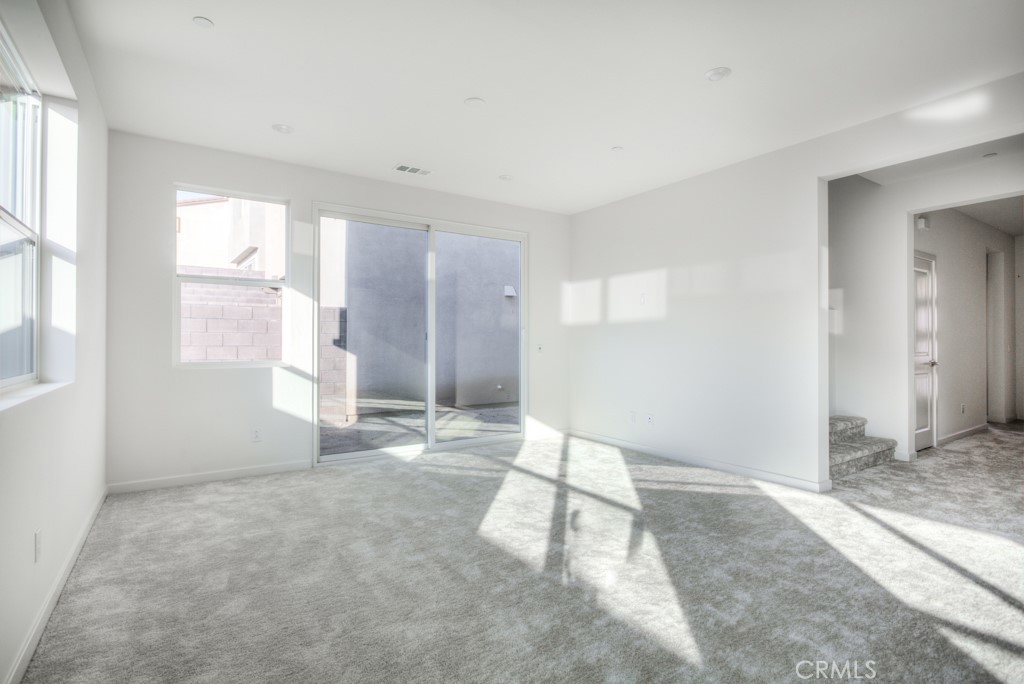15812 Caterpillar Dr