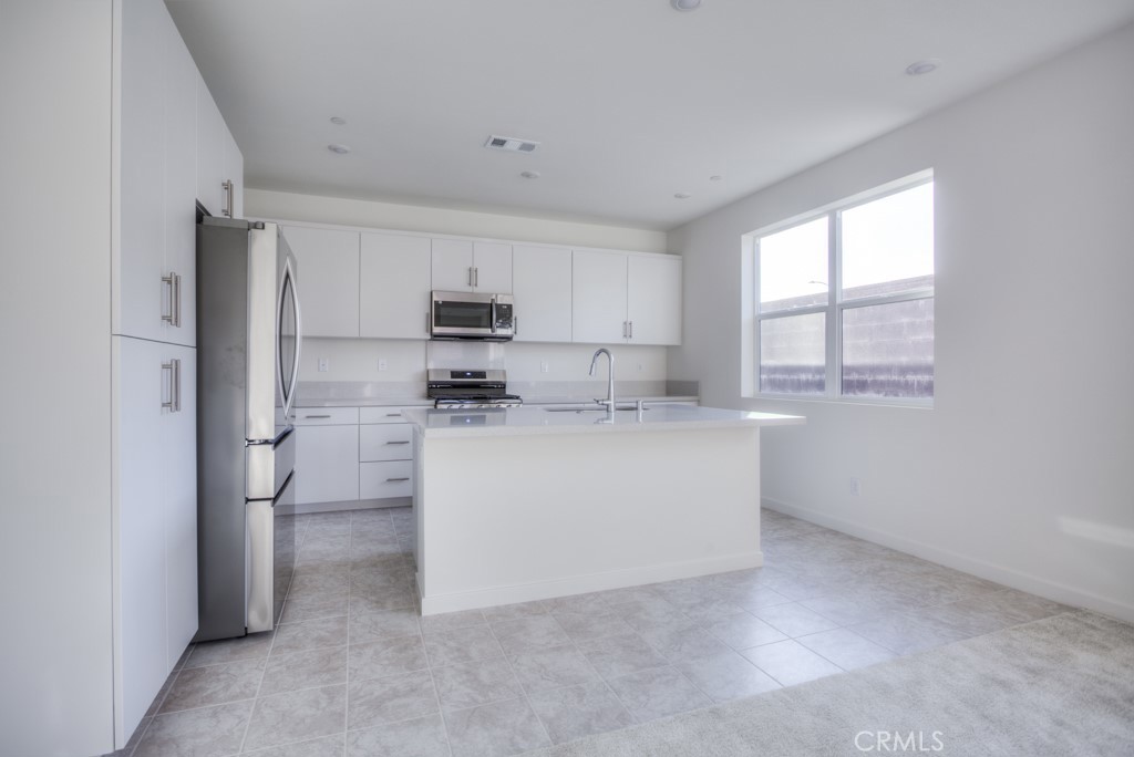 15812 Caterpillar Dr