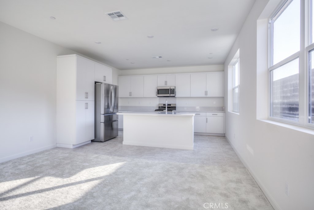 15812 Caterpillar Dr