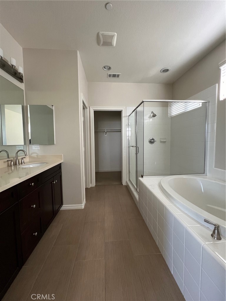 789 E Sierra Madre