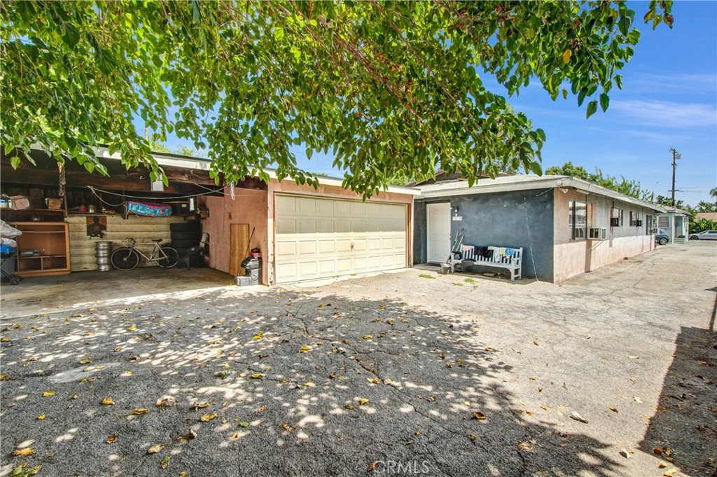 3137 Vane Avenue