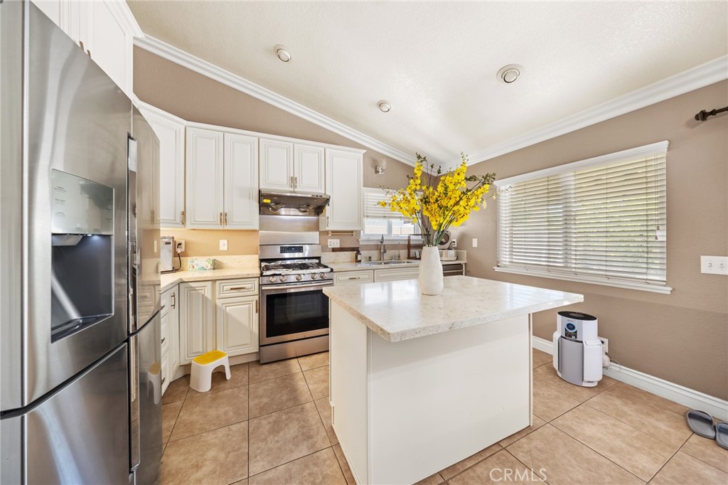6811 Arthur Court