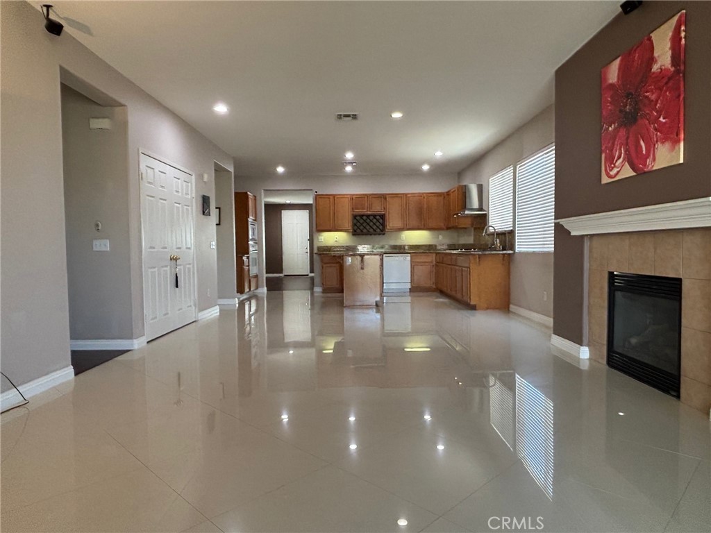 6421 Tigers Eye Court