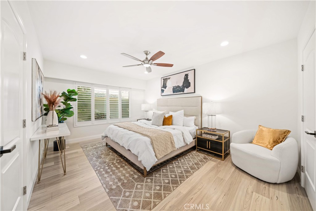 1611 S Pomona D13