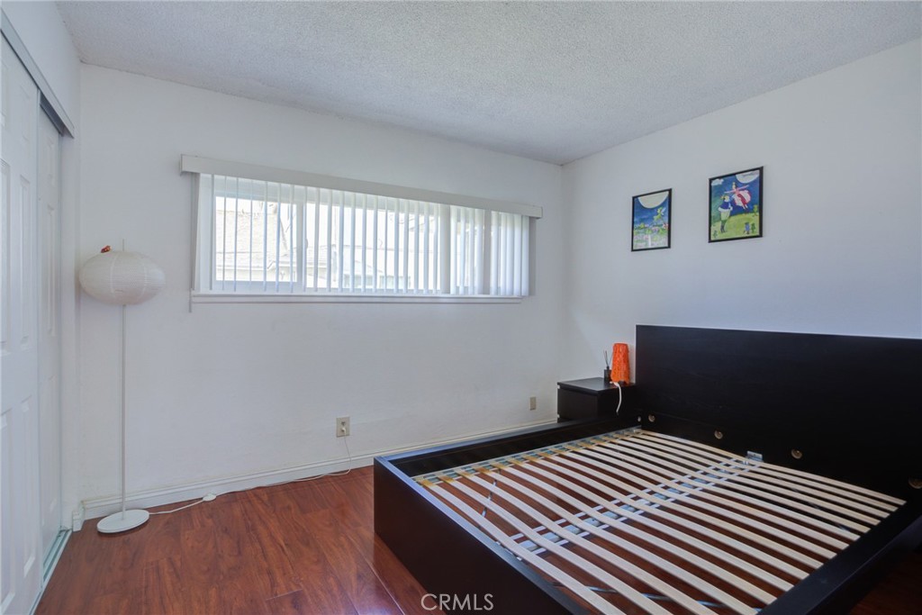 1751 Fullerton