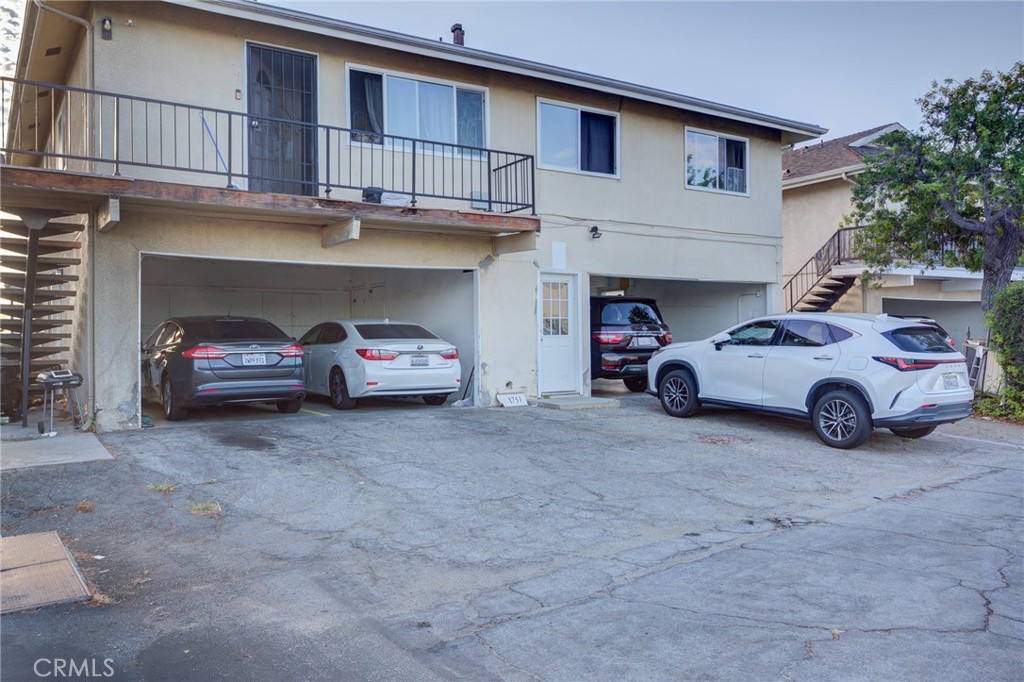 1751 Fullerton