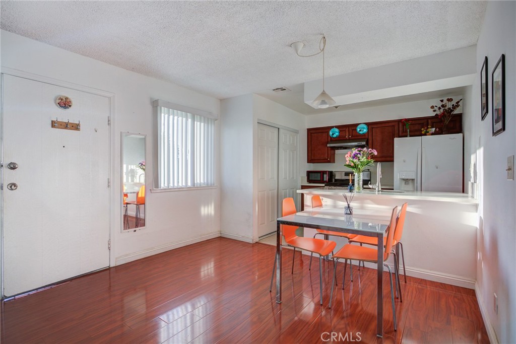 1751 Fullerton
